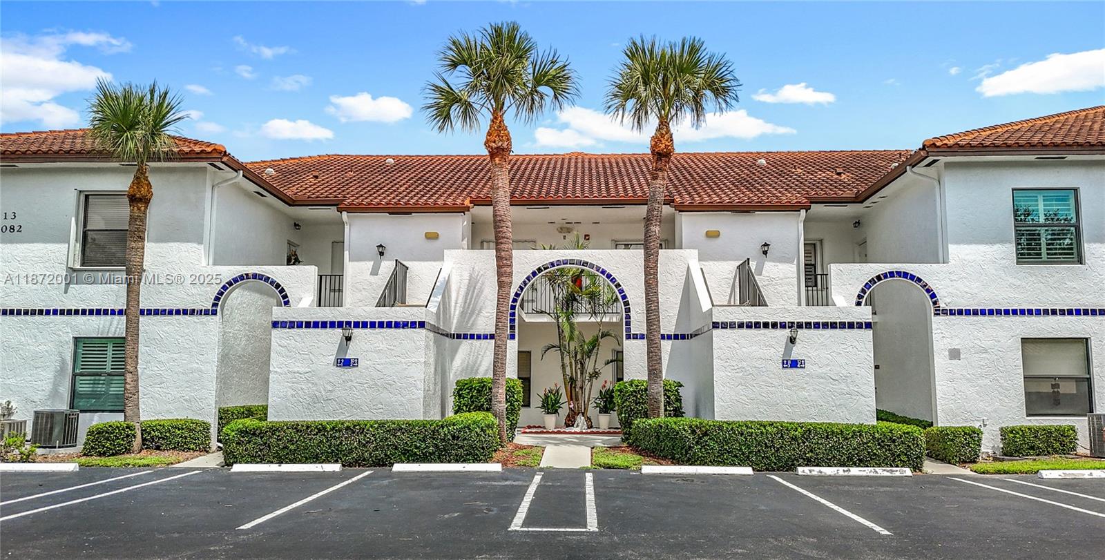 HANSONS LANDING CONDO - Residential