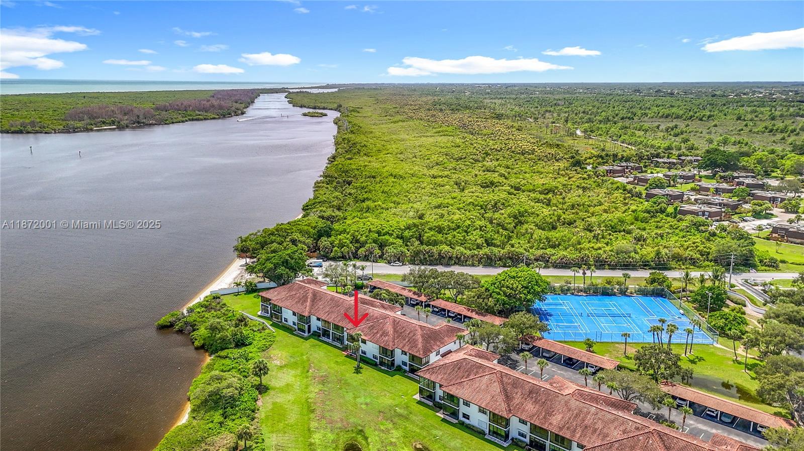 HANSONS LANDING CONDO - Residential