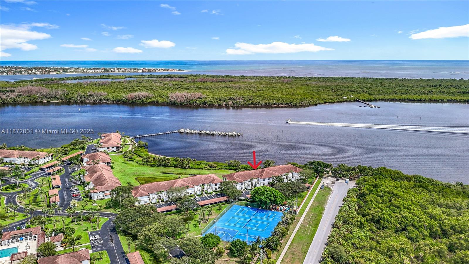 HANSONS LANDING CONDO - Residential