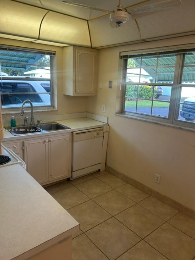 COUNTRY MANORS CONDO - Residential