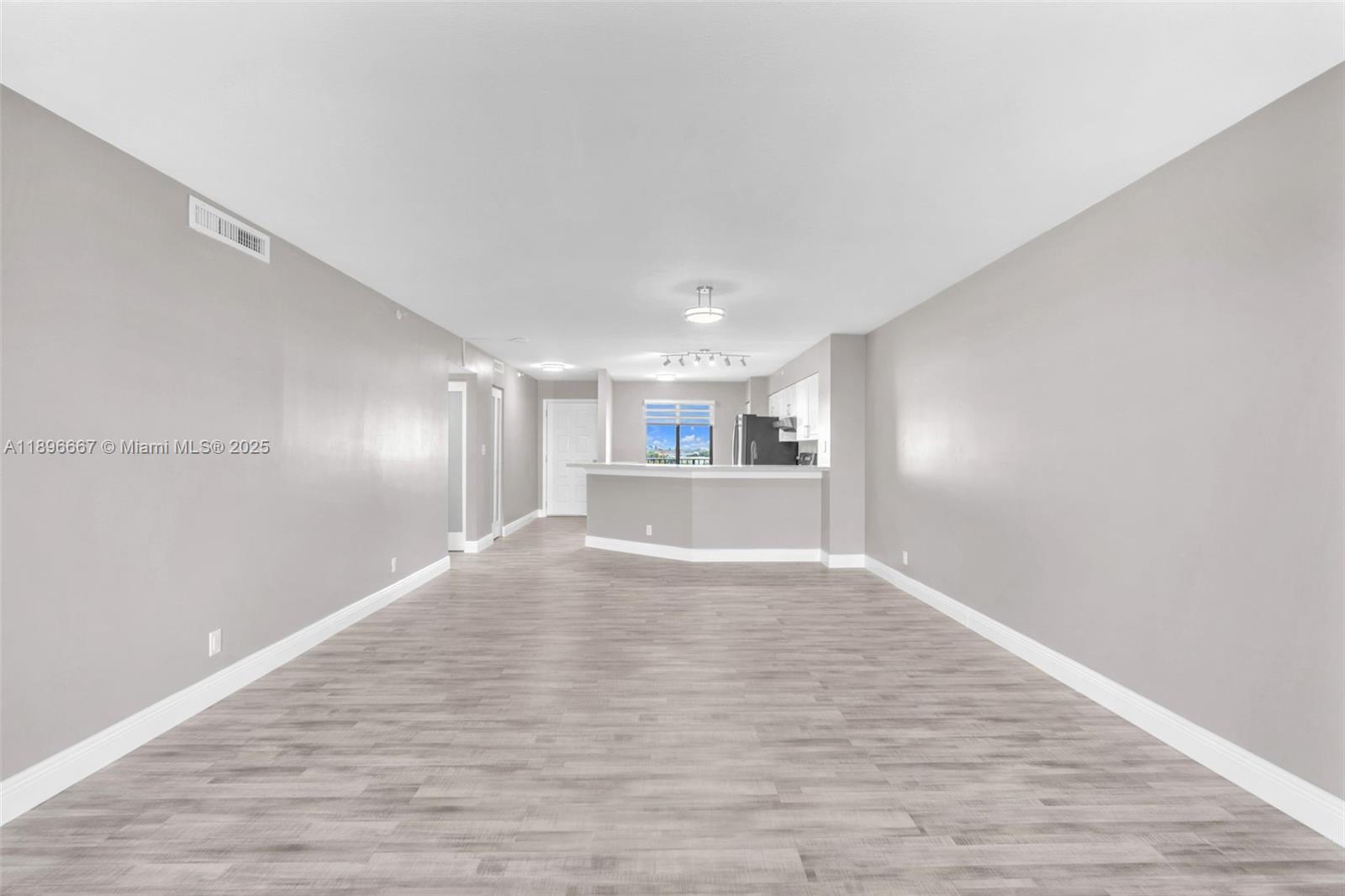 CYPRESS BEND CONDOMINIUM - Residential