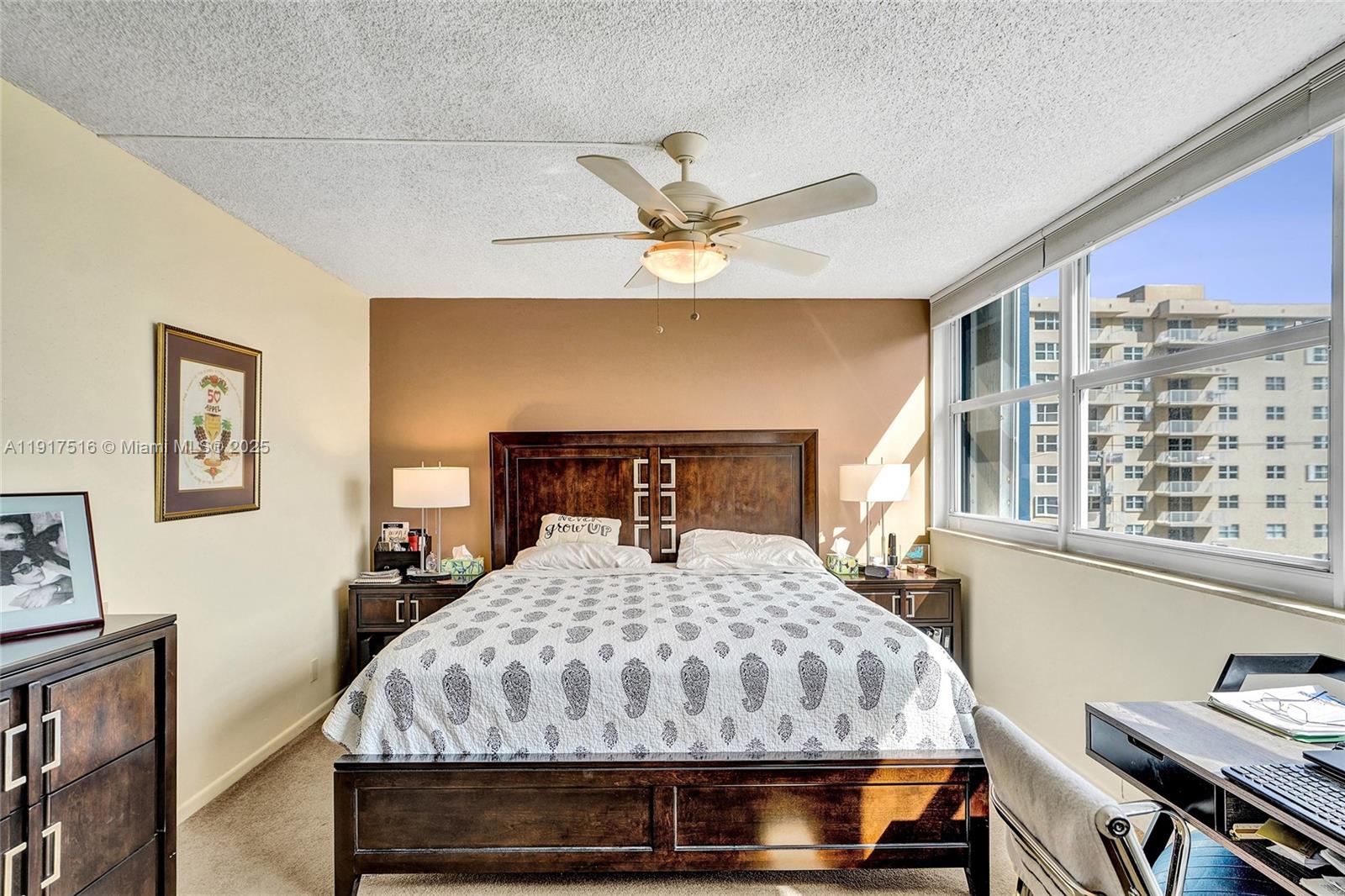 TRAFALGAR TOWERS CONDOMIN - Residential