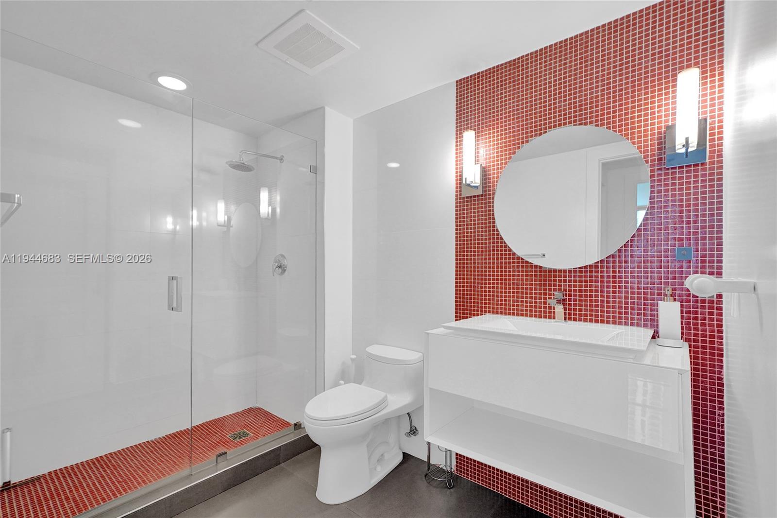 350 LAS OLAS PLACE CONDO - Residential