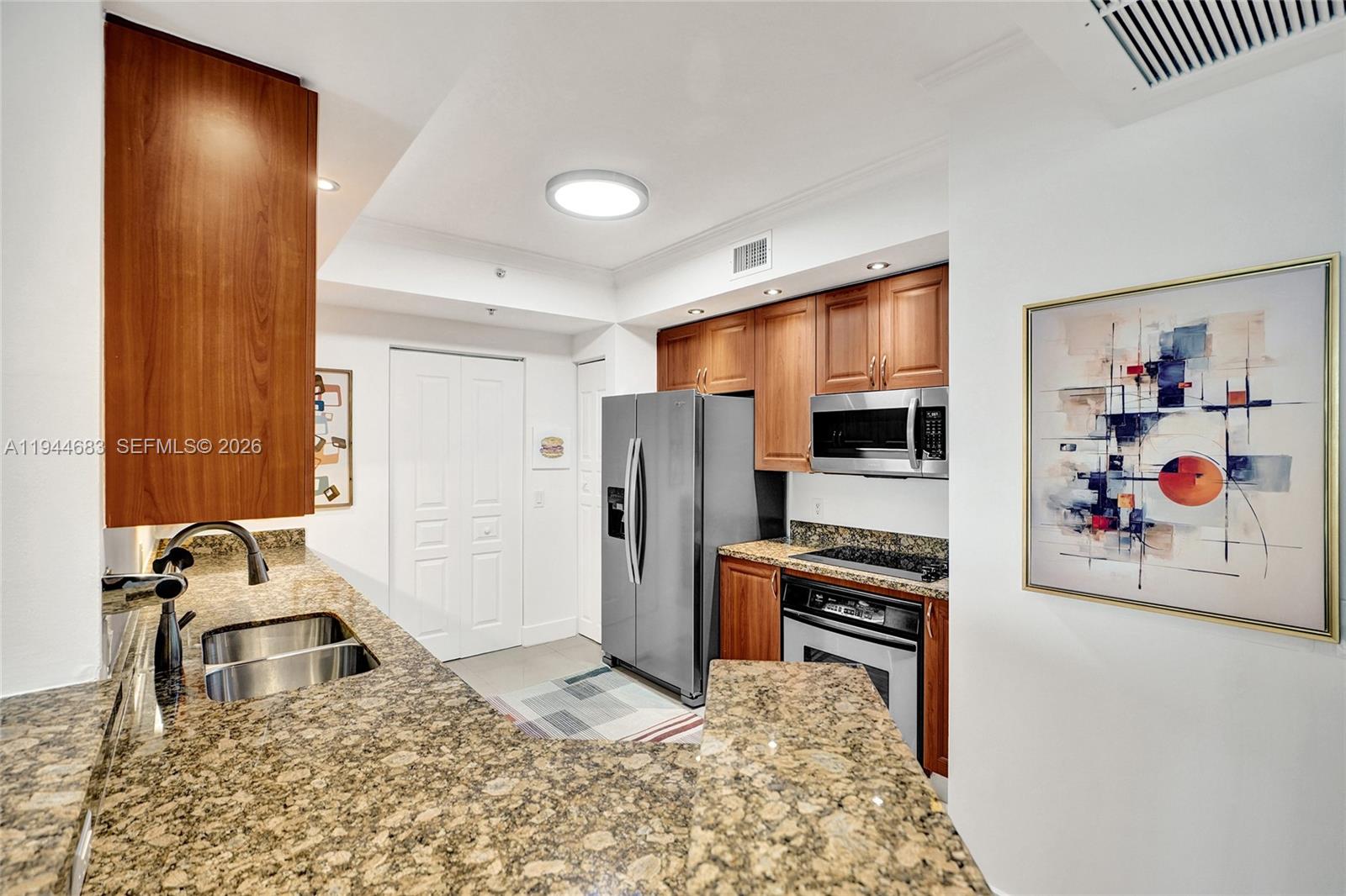 350 LAS OLAS PLACE CONDO - Residential