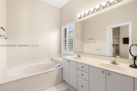 Tiny photo for 1414 Banyan Way, Weston, FL 33327 (MLS # A12041915)