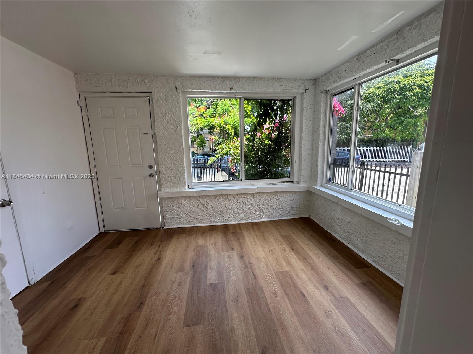 267 NW 33rd St