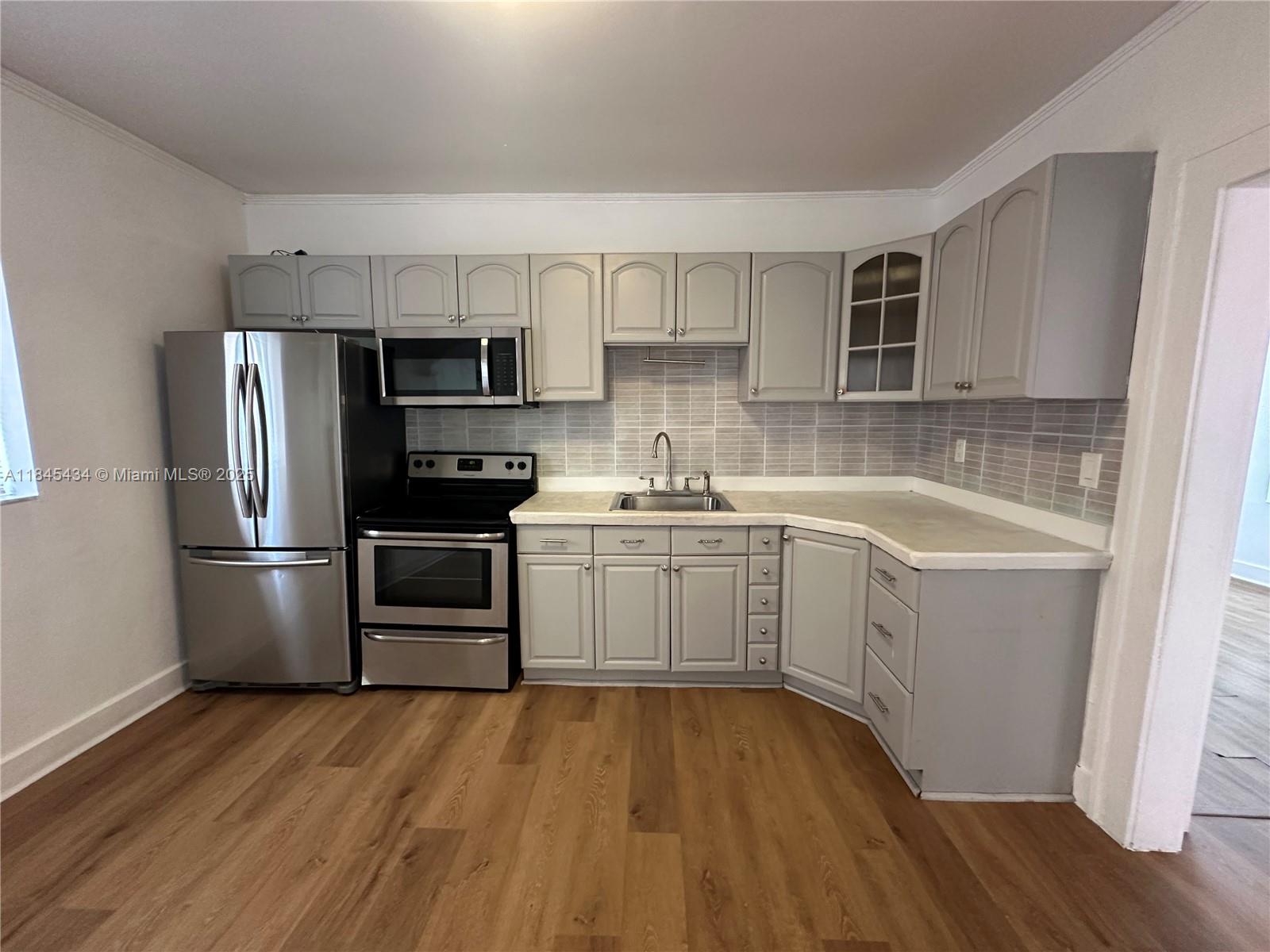 267 NW 33rd St