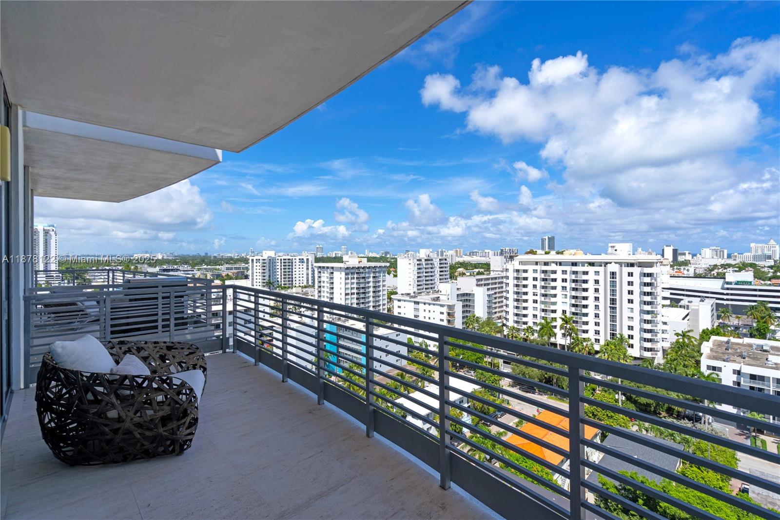 CAPRI SOUTH BEACH CONDO - Residential