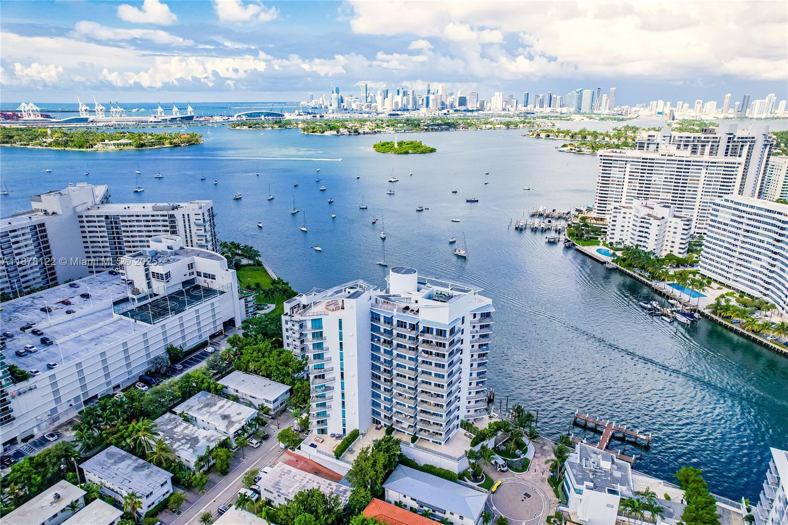 CAPRI SOUTH BEACH CONDO - Residential