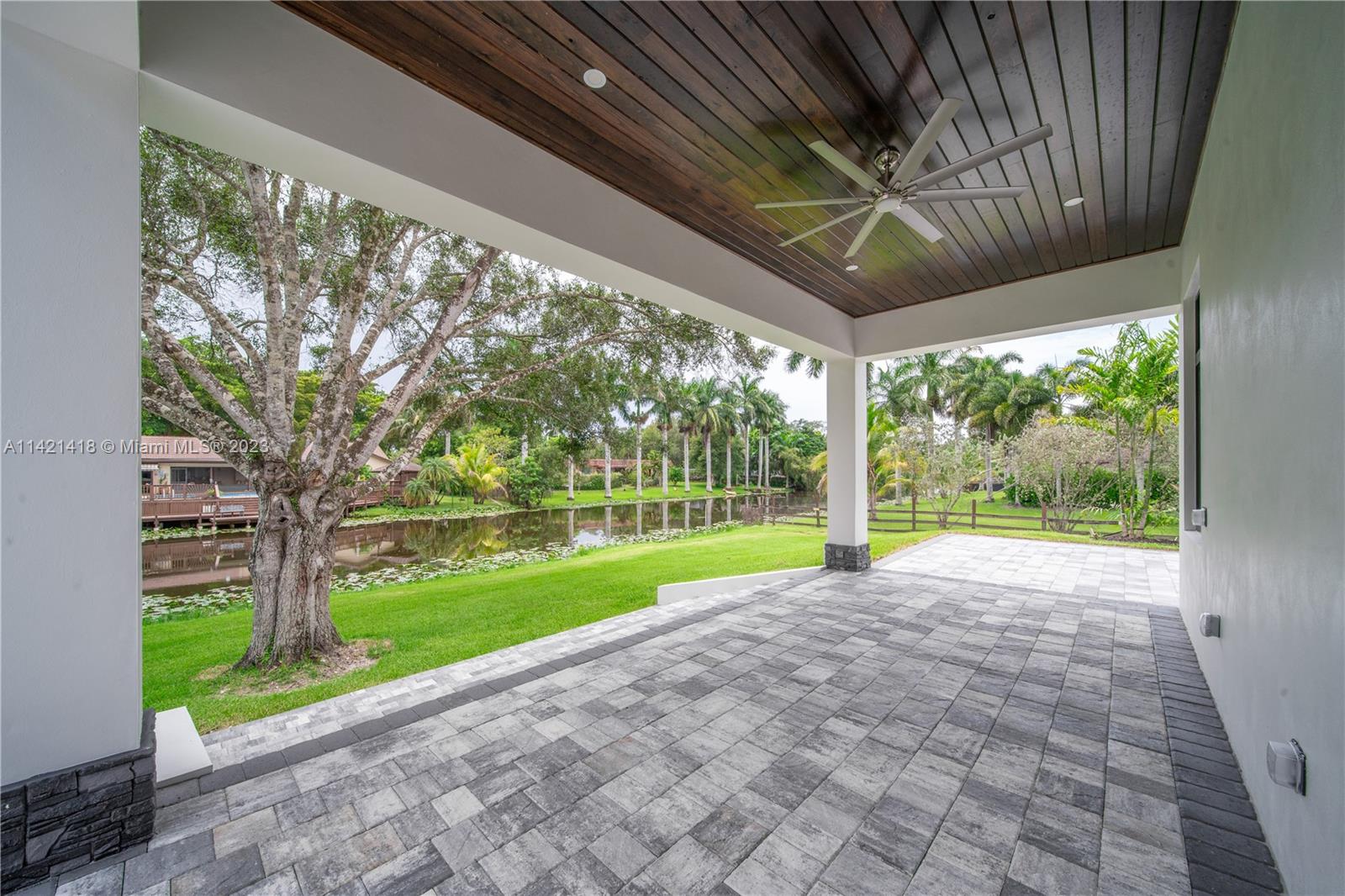 MARTHA BRIGHT FARMS - Residential