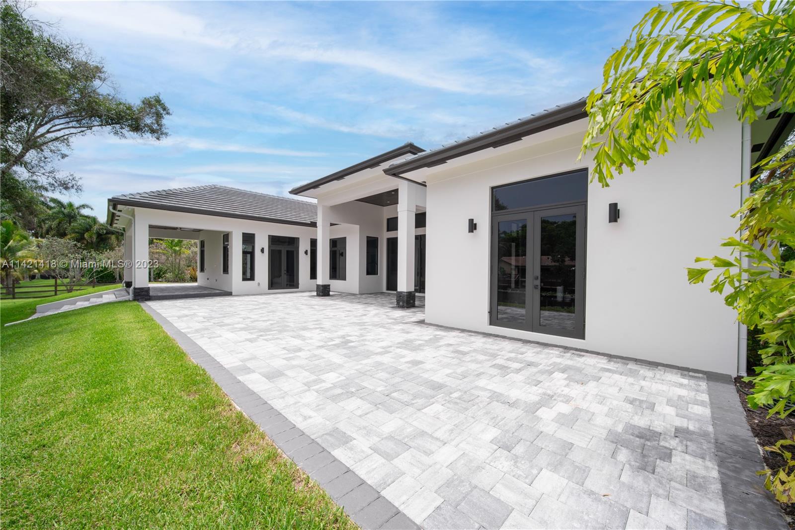 MARTHA BRIGHT FARMS - Residential