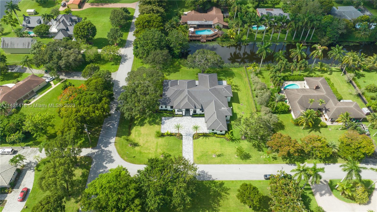 MARTHA BRIGHT FARMS - Residential