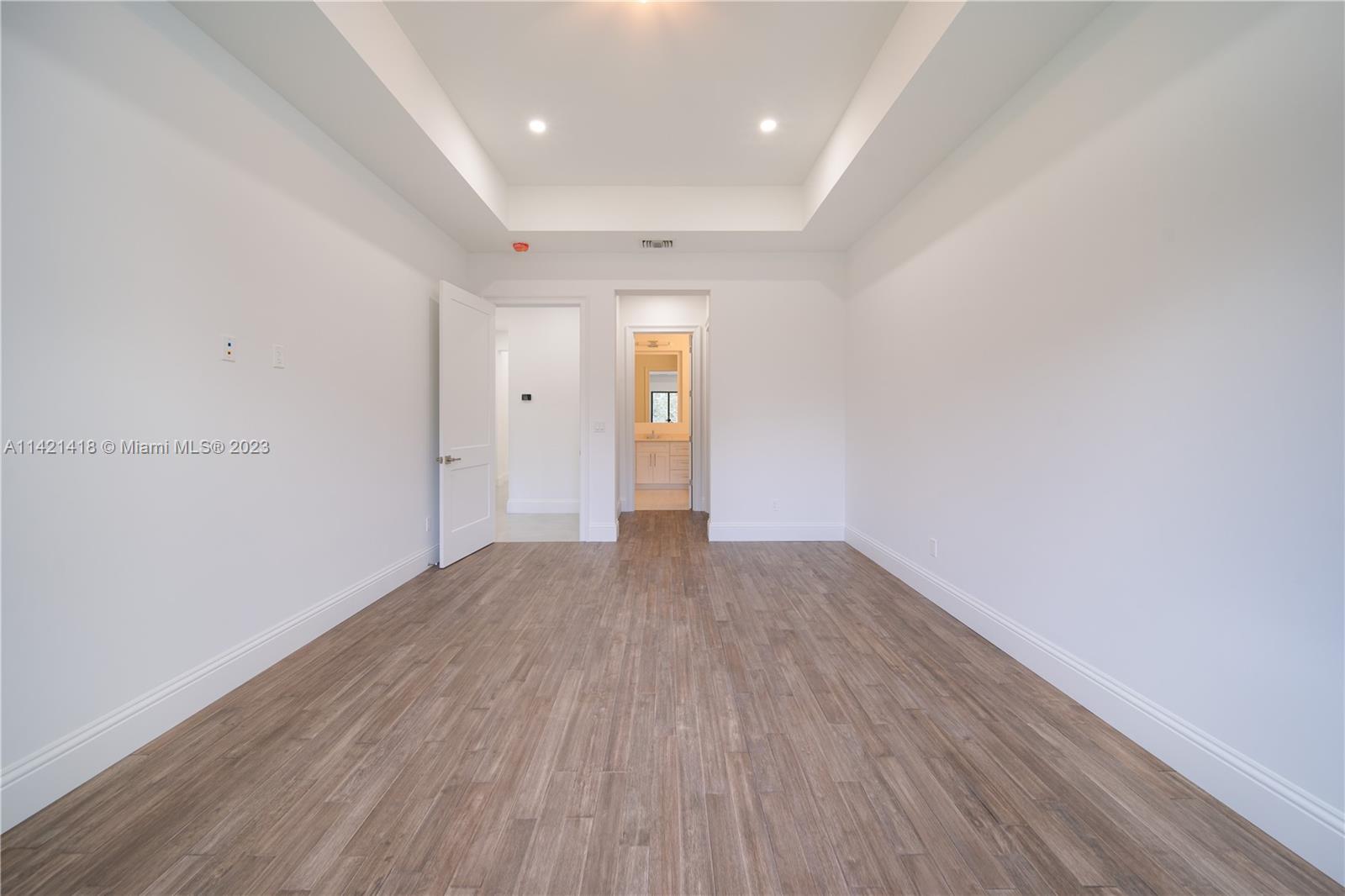 MARTHA BRIGHT FARMS - Residential