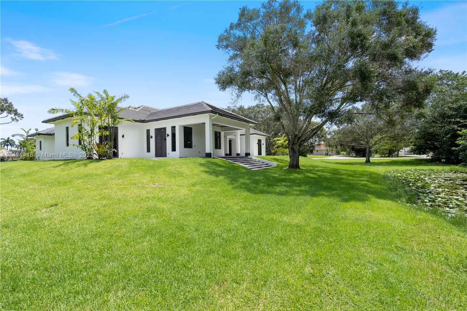 MARTHA BRIGHT FARMS - Residential