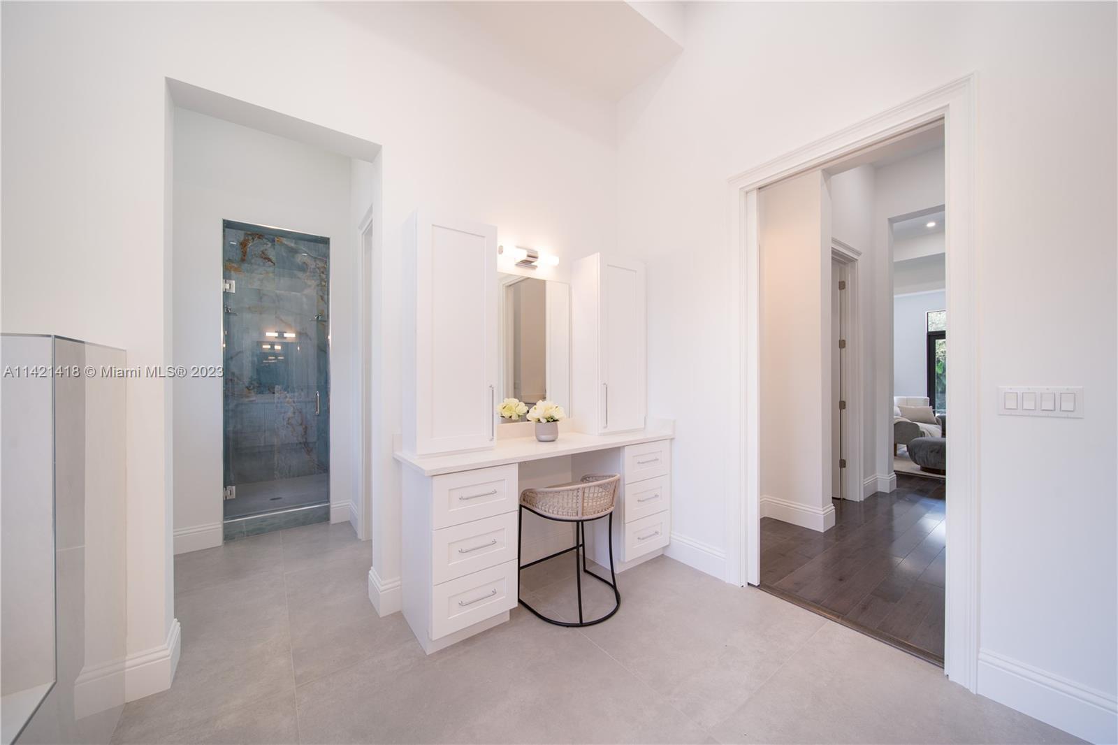 MARTHA BRIGHT FARMS - Residential