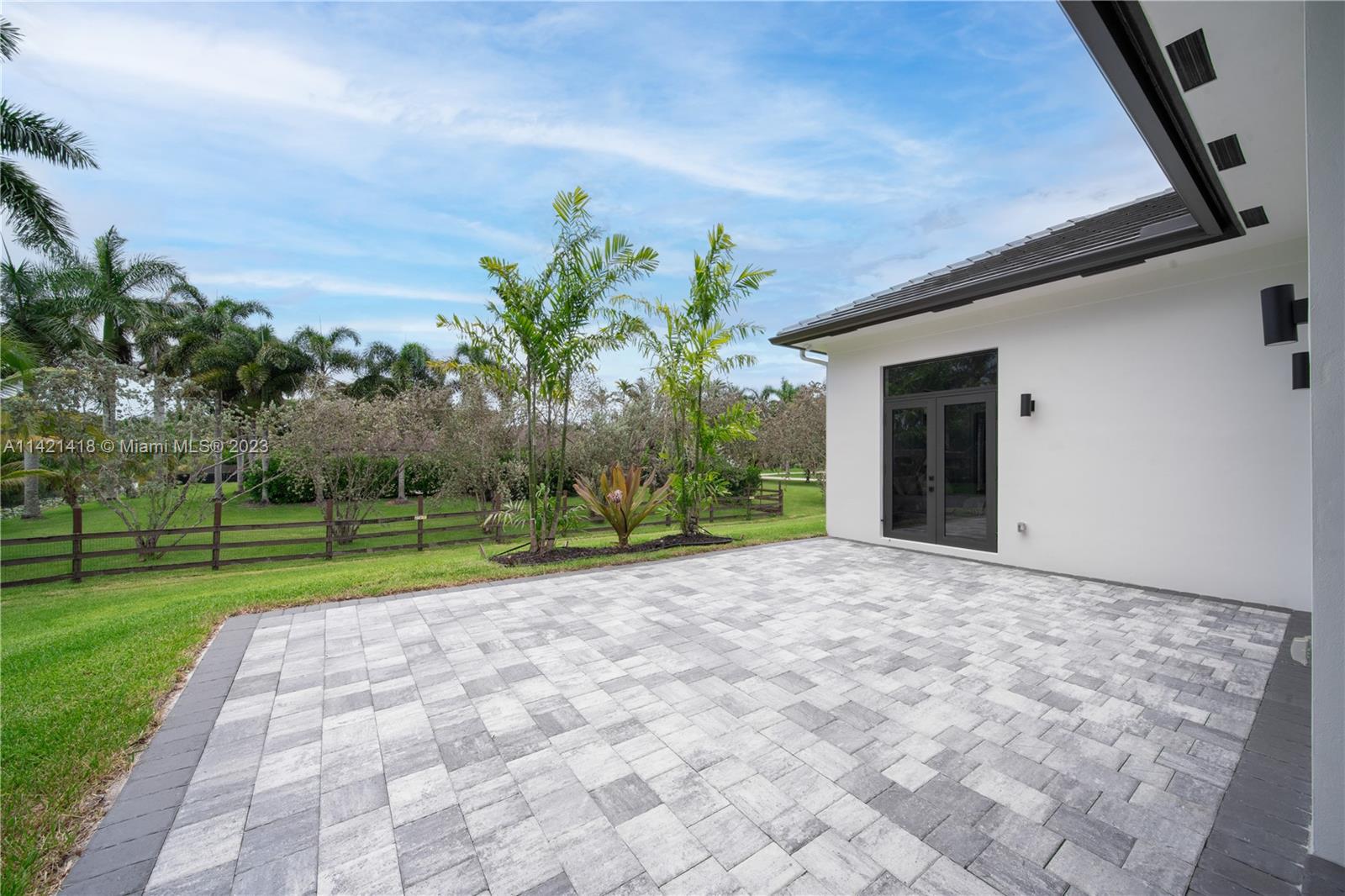 MARTHA BRIGHT FARMS - Residential