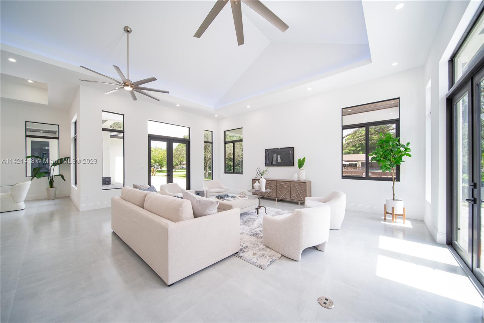 MARTHA BRIGHT FARMS - Residential