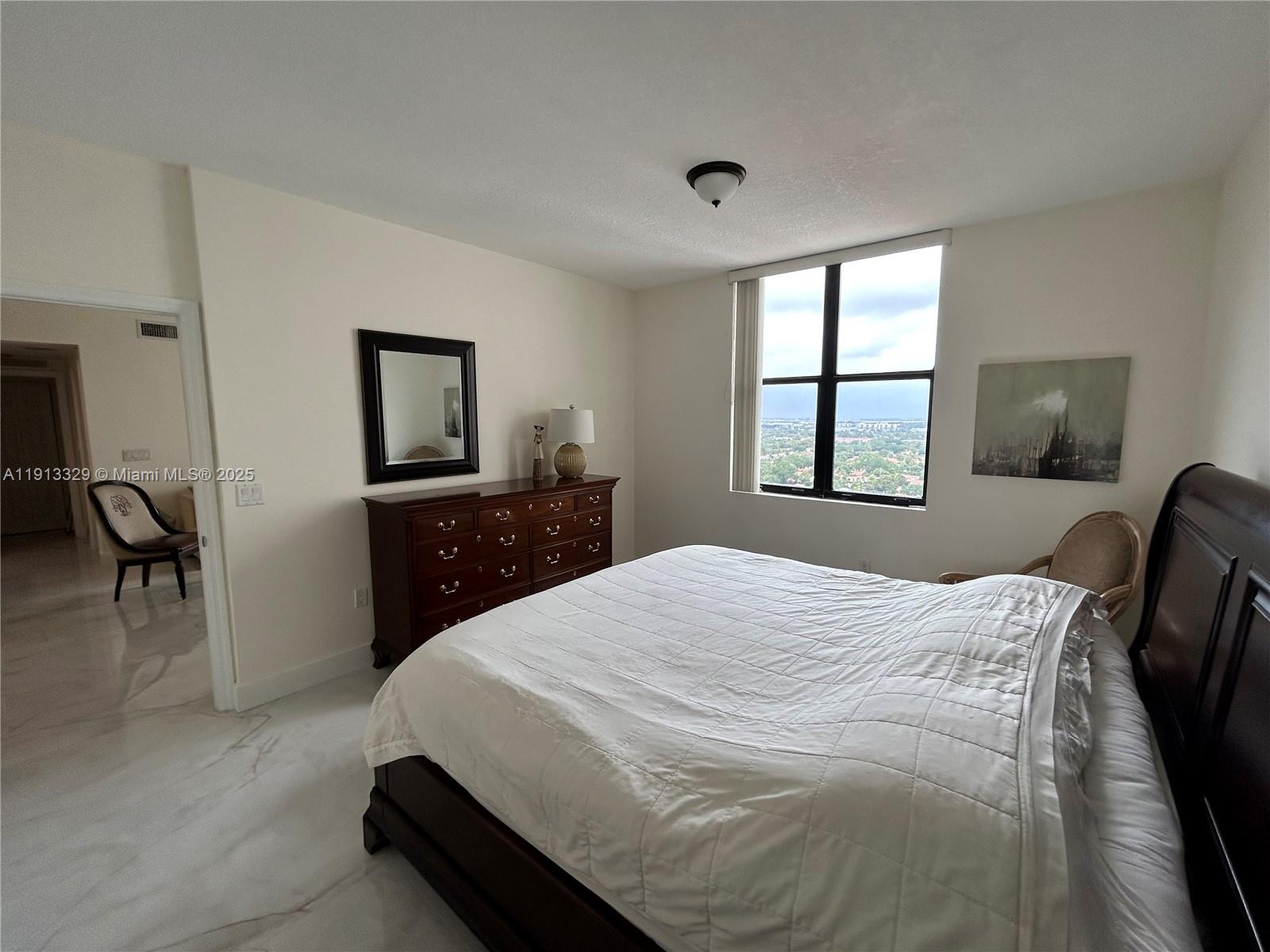 PUERTA DE PALMAS CONDO - Residential Lease