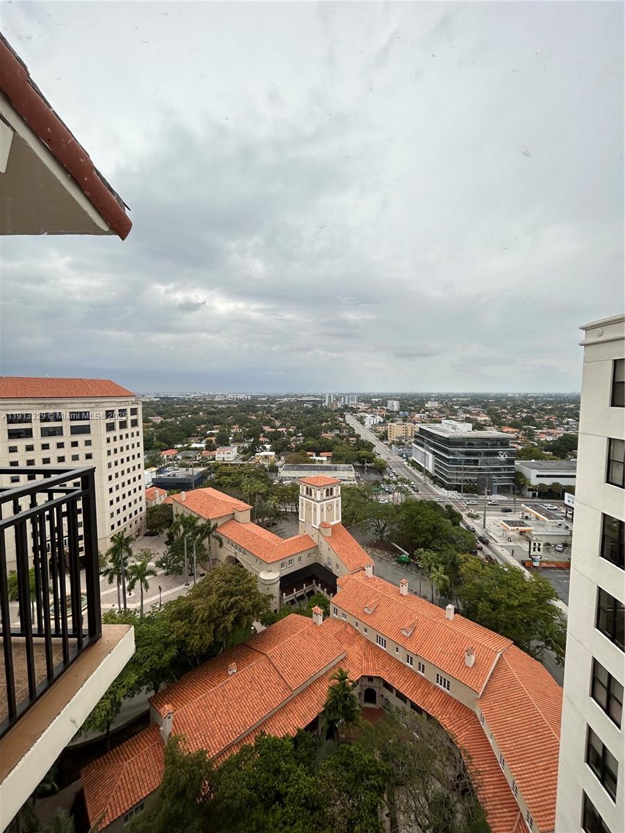 PUERTA DE PALMAS CONDO - Residential Lease