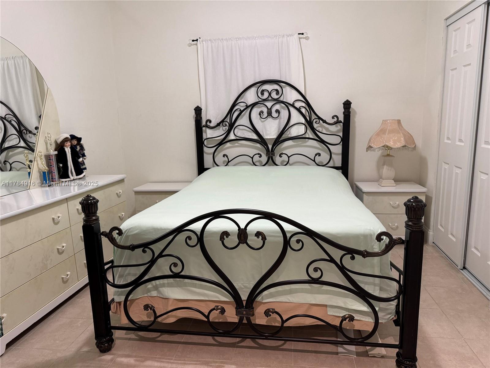 THE TROPICS AMD - Residential