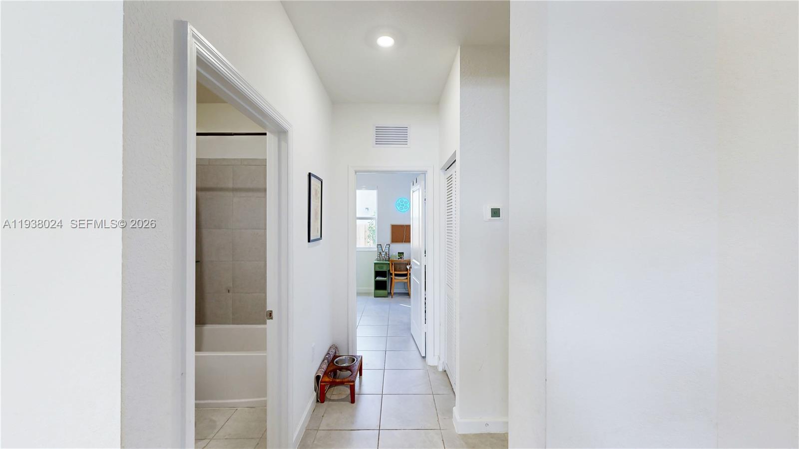 KEYS-GATE NO 1 - Residential