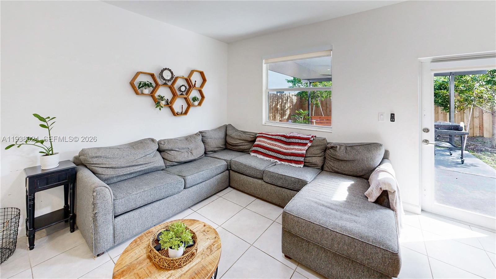 KEYS-GATE NO 1 - Residential