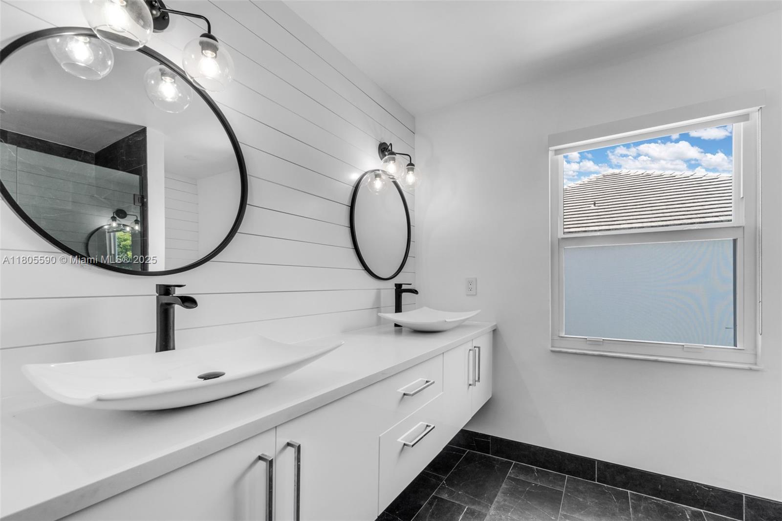 RAINBOW LAKES TR A - ONE - Residential