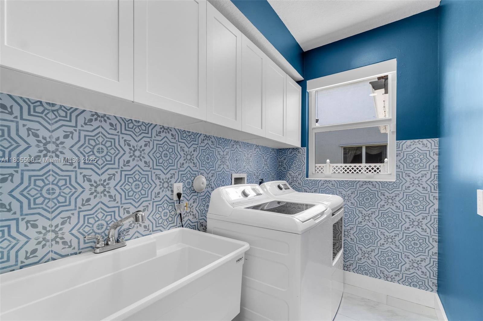RAINBOW LAKES TR A - ONE - Residential