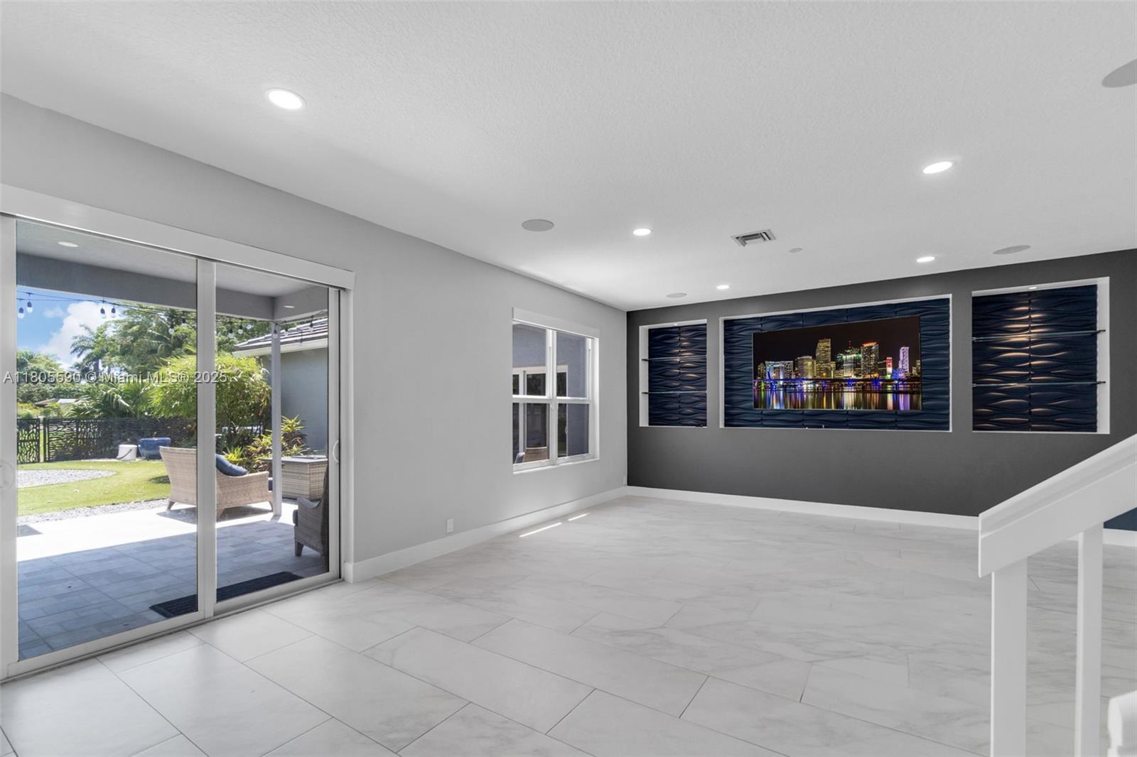RAINBOW LAKES TR A - ONE - Residential