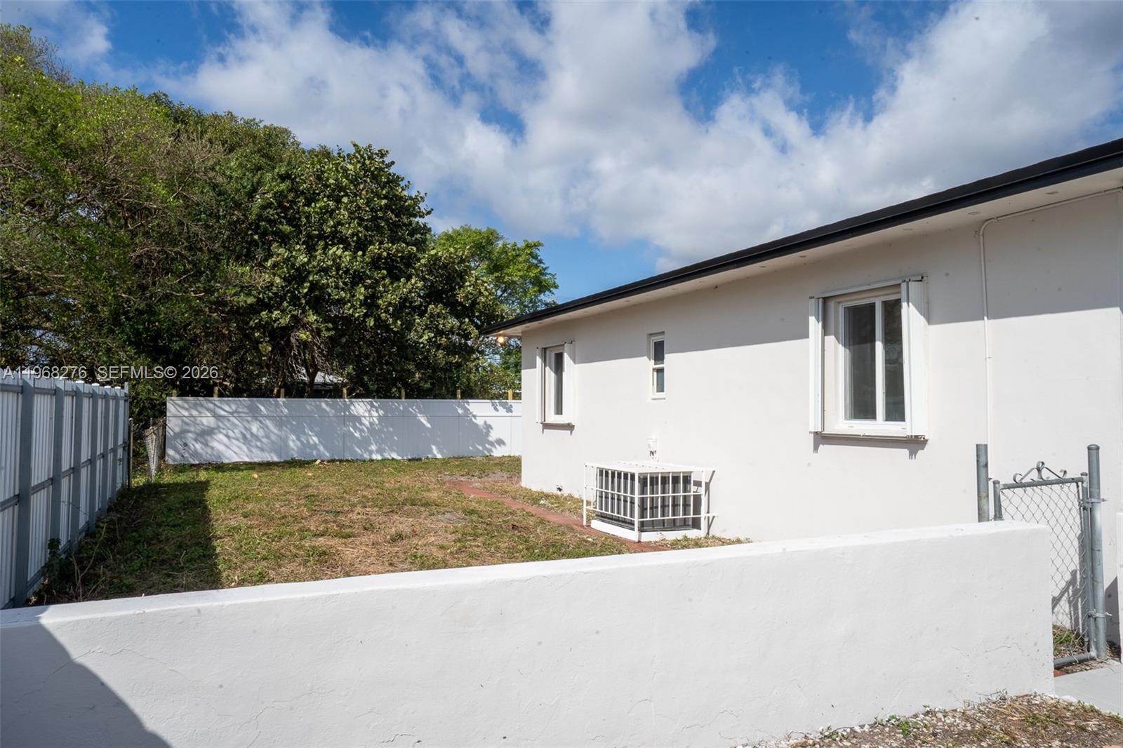 PARA VILLA HEIGHTS - Residential