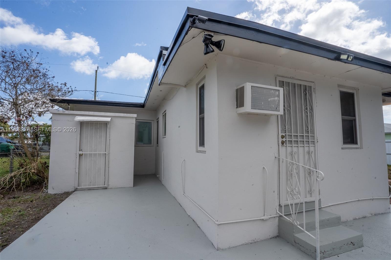 PARA VILLA HEIGHTS - Residential