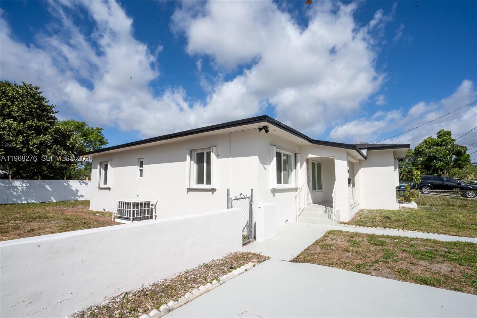 PARA VILLA HEIGHTS - Residential