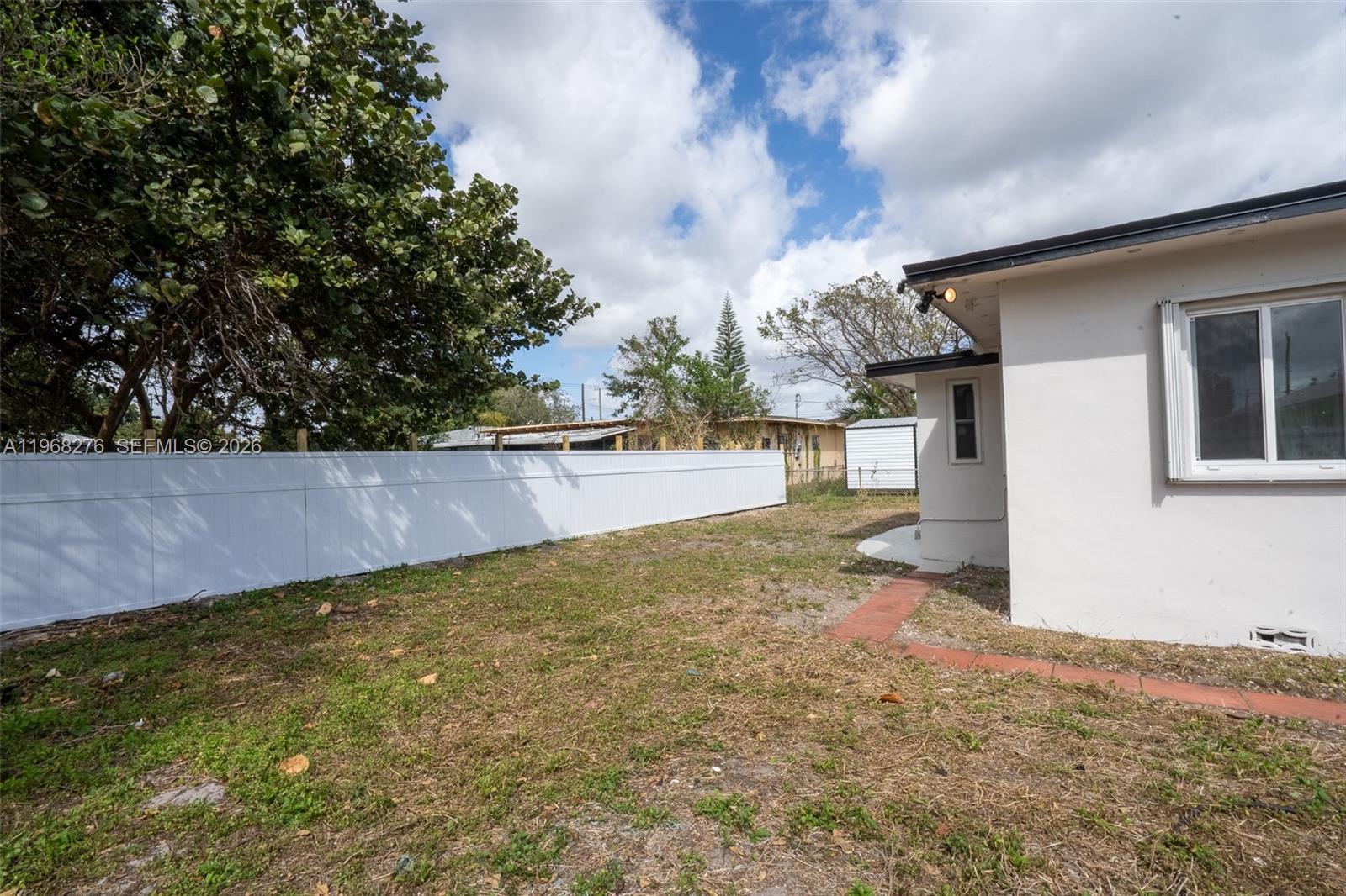 PARA VILLA HEIGHTS - Residential