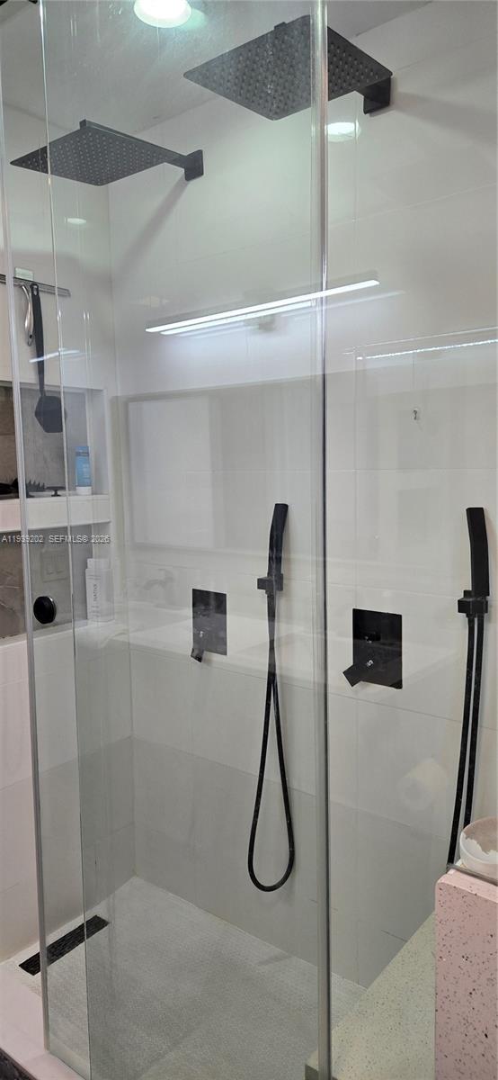 MIRAMAR ISLES SEC 1 - Residential