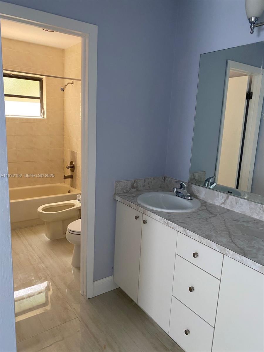 ELYSIAN GARDENS - Residential Lease