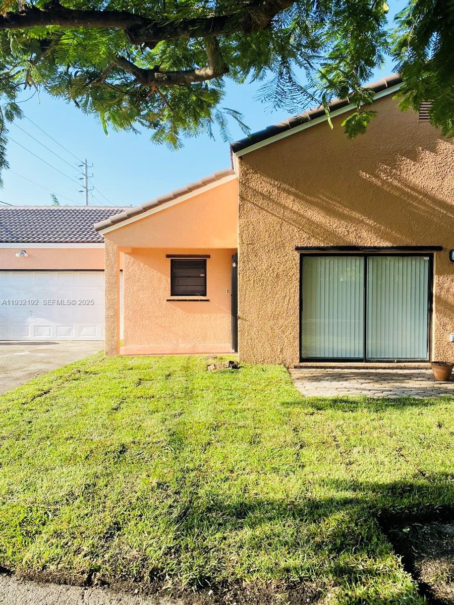 ELYSIAN GARDENS - Residential Lease