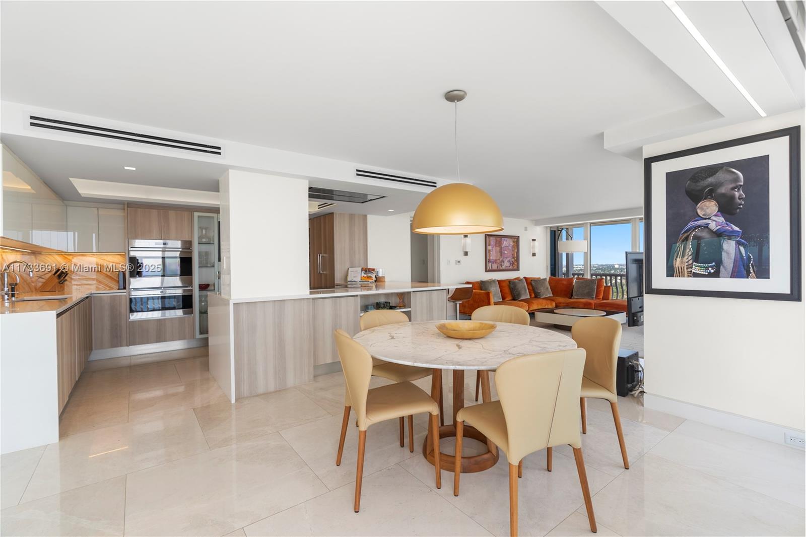 POINT OF AMERICAS PHASE I - Residential Lease