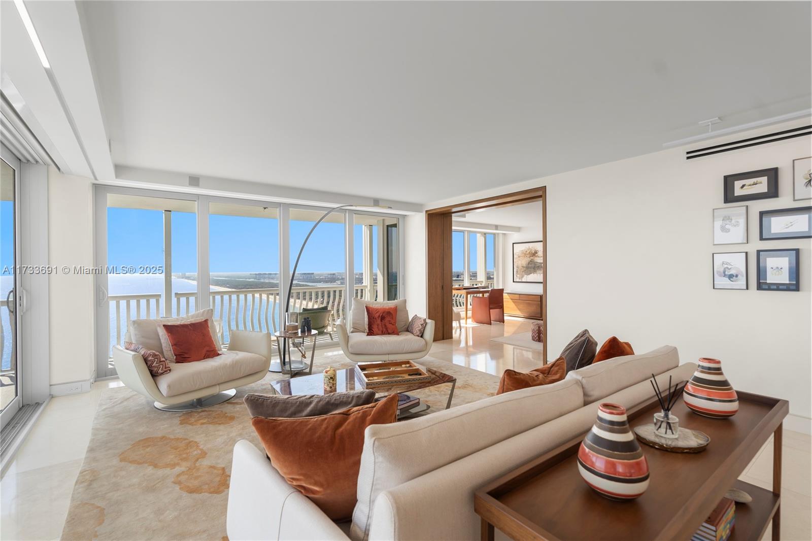 POINT OF AMERICAS PHASE I - Residential Lease