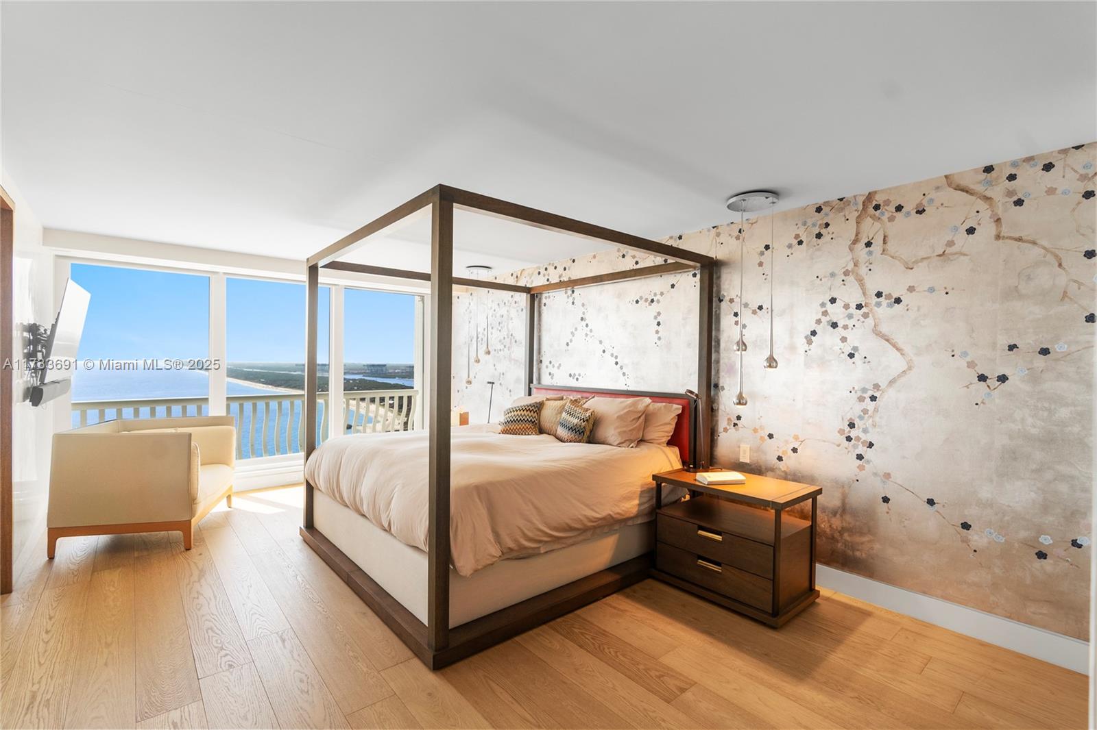 POINT OF AMERICAS PHASE I - Residential Lease