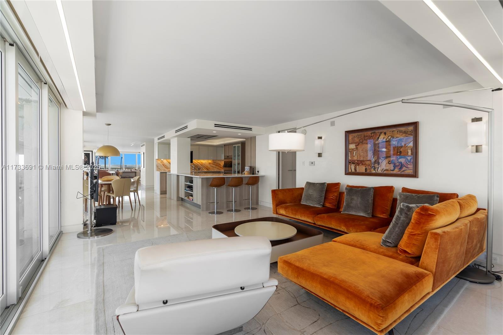 POINT OF AMERICAS PHASE I - Residential Lease