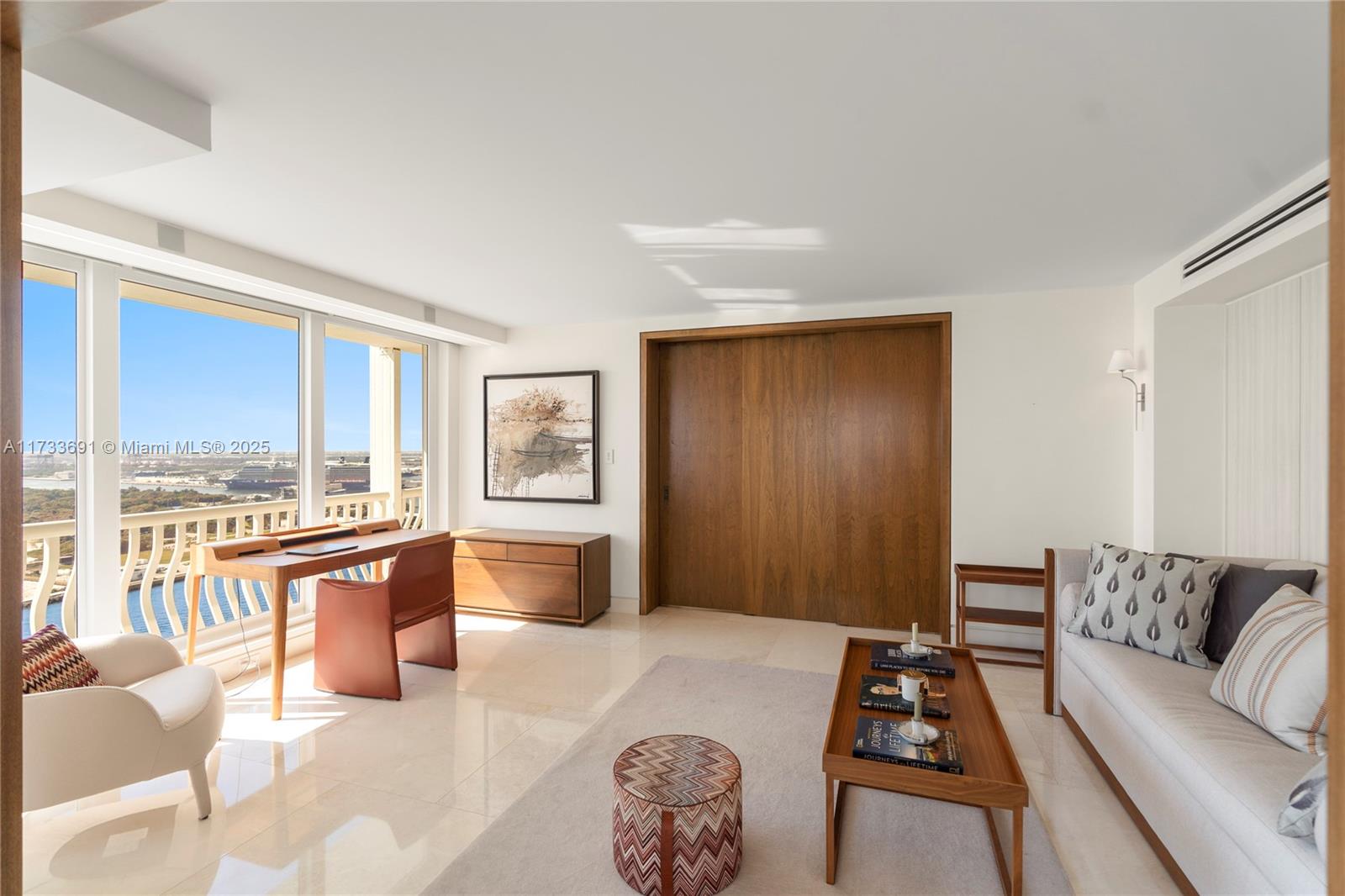 POINT OF AMERICAS PHASE I - Residential Lease