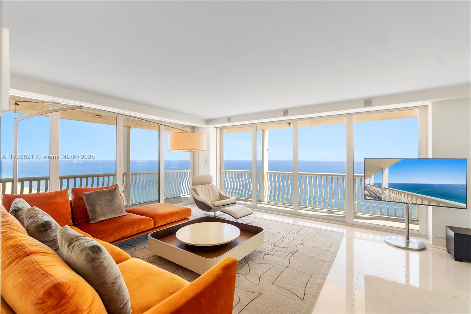 POINT OF AMERICAS PHASE I - Residential Lease