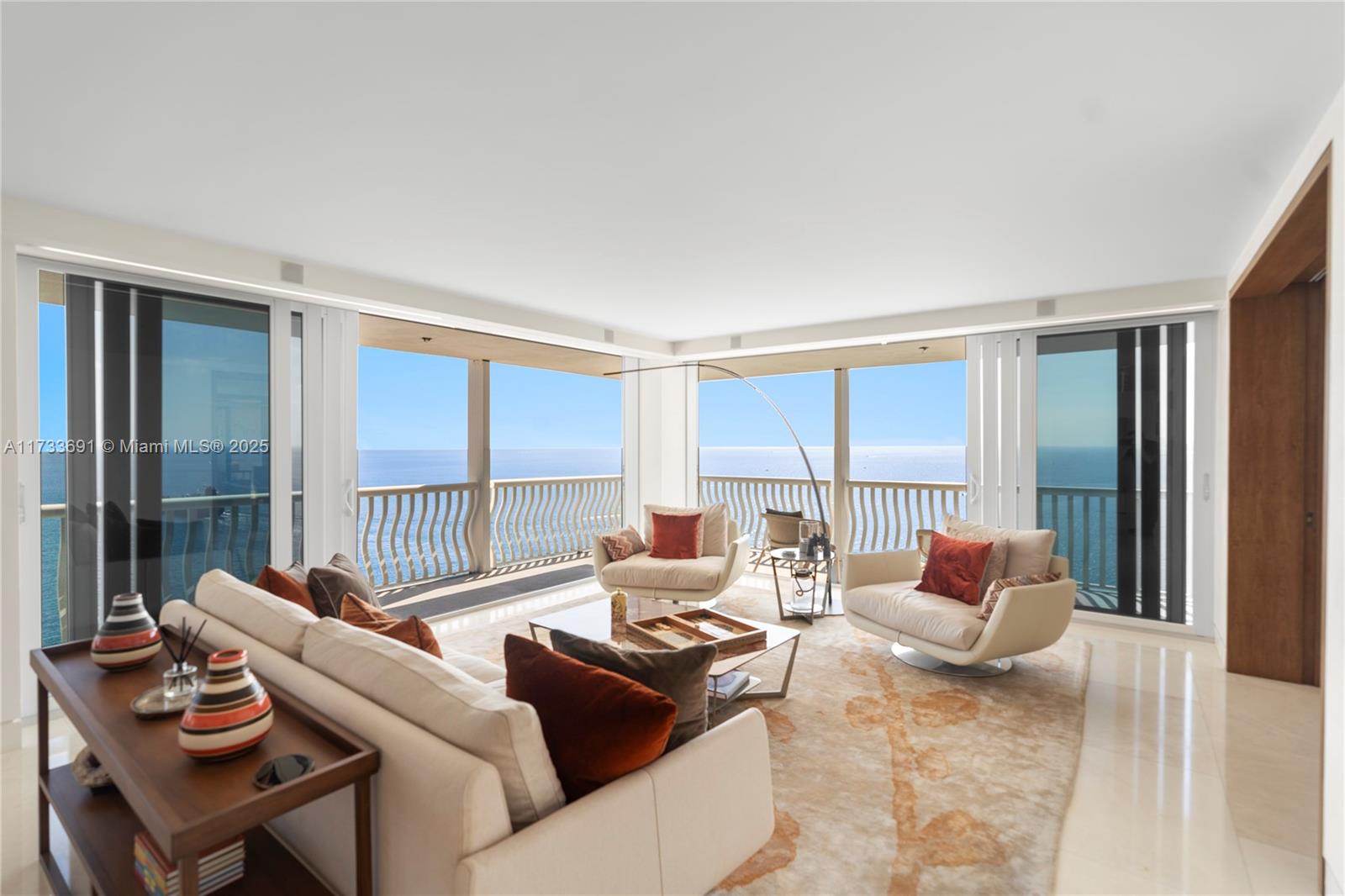 POINT OF AMERICAS PHASE I - Residential Lease