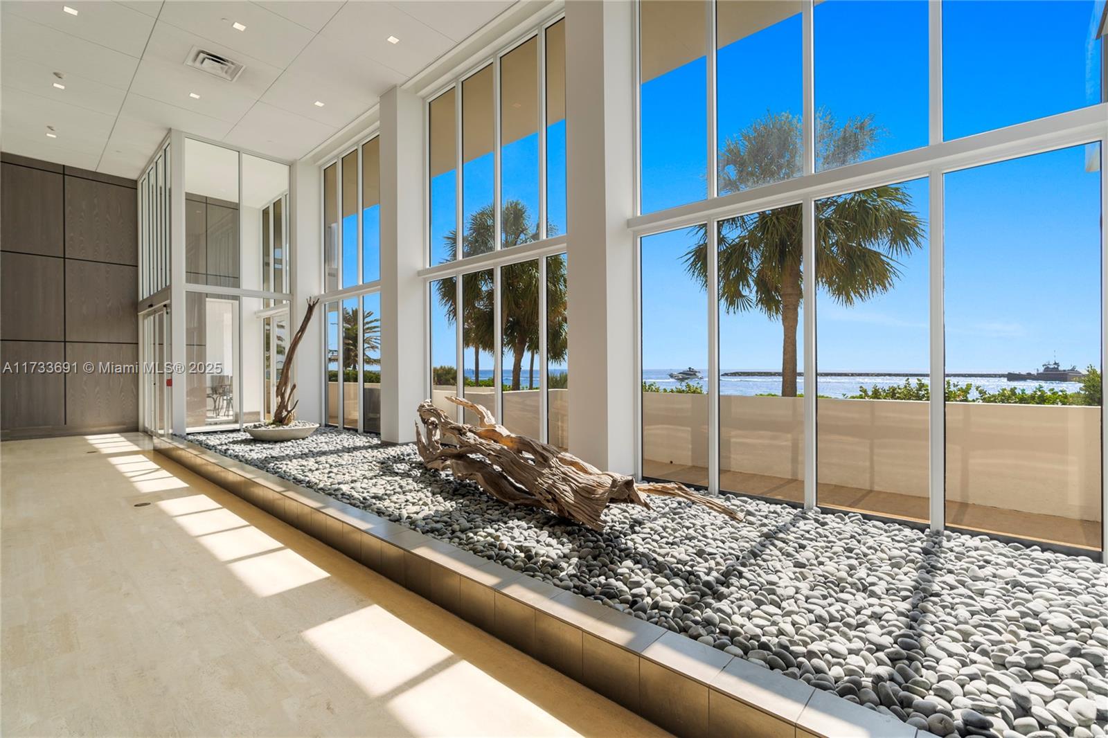 POINT OF AMERICAS PHASE I - Residential Lease