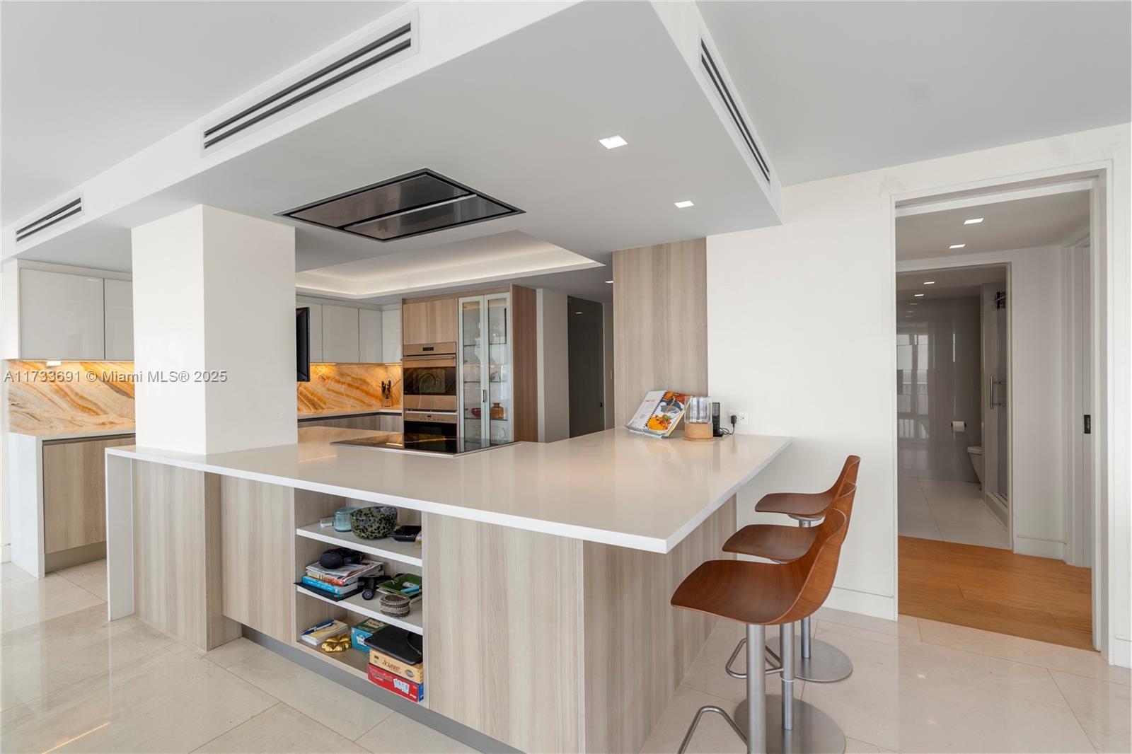 POINT OF AMERICAS PHASE I - Residential Lease