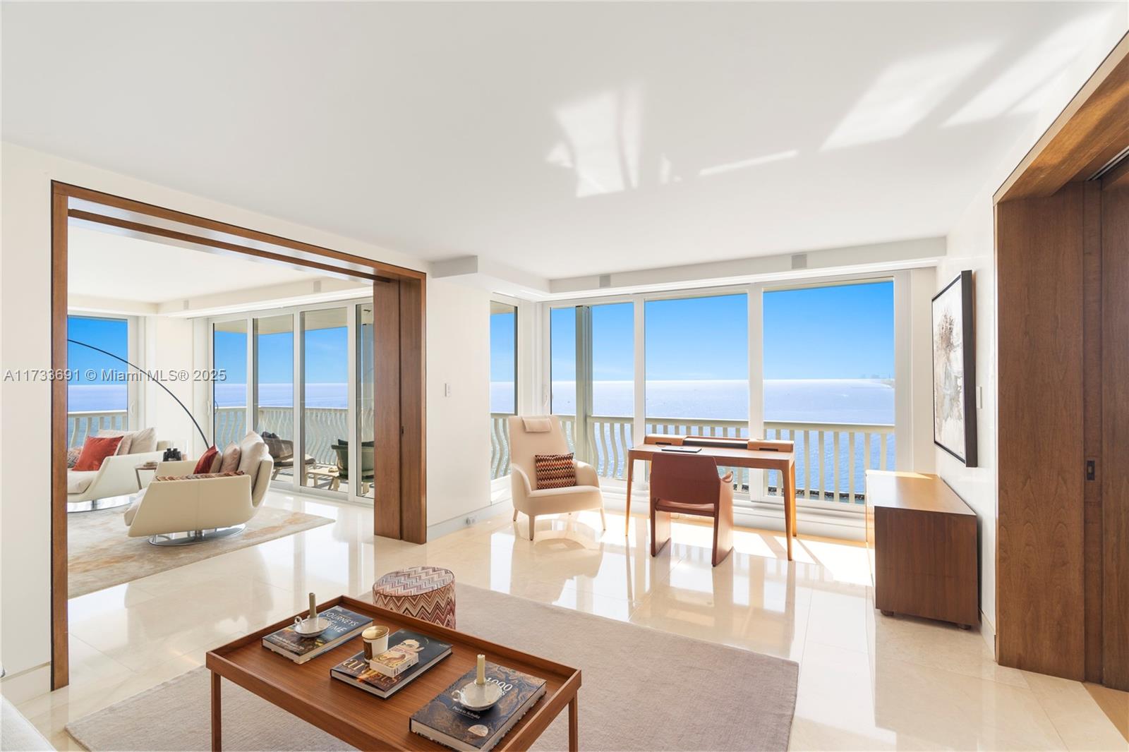 POINT OF AMERICAS PHASE I - Residential Lease