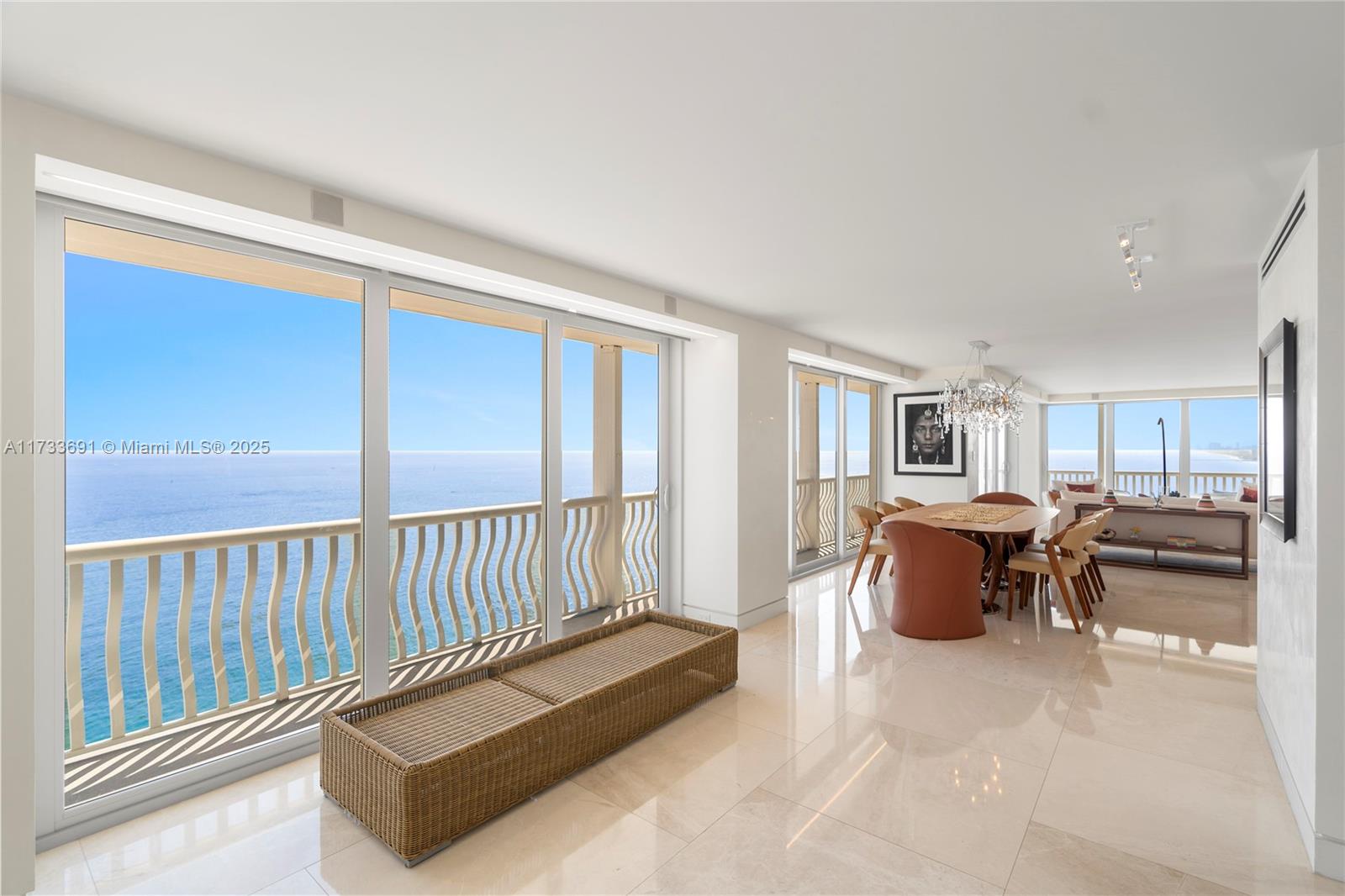 POINT OF AMERICAS PHASE I - Residential Lease