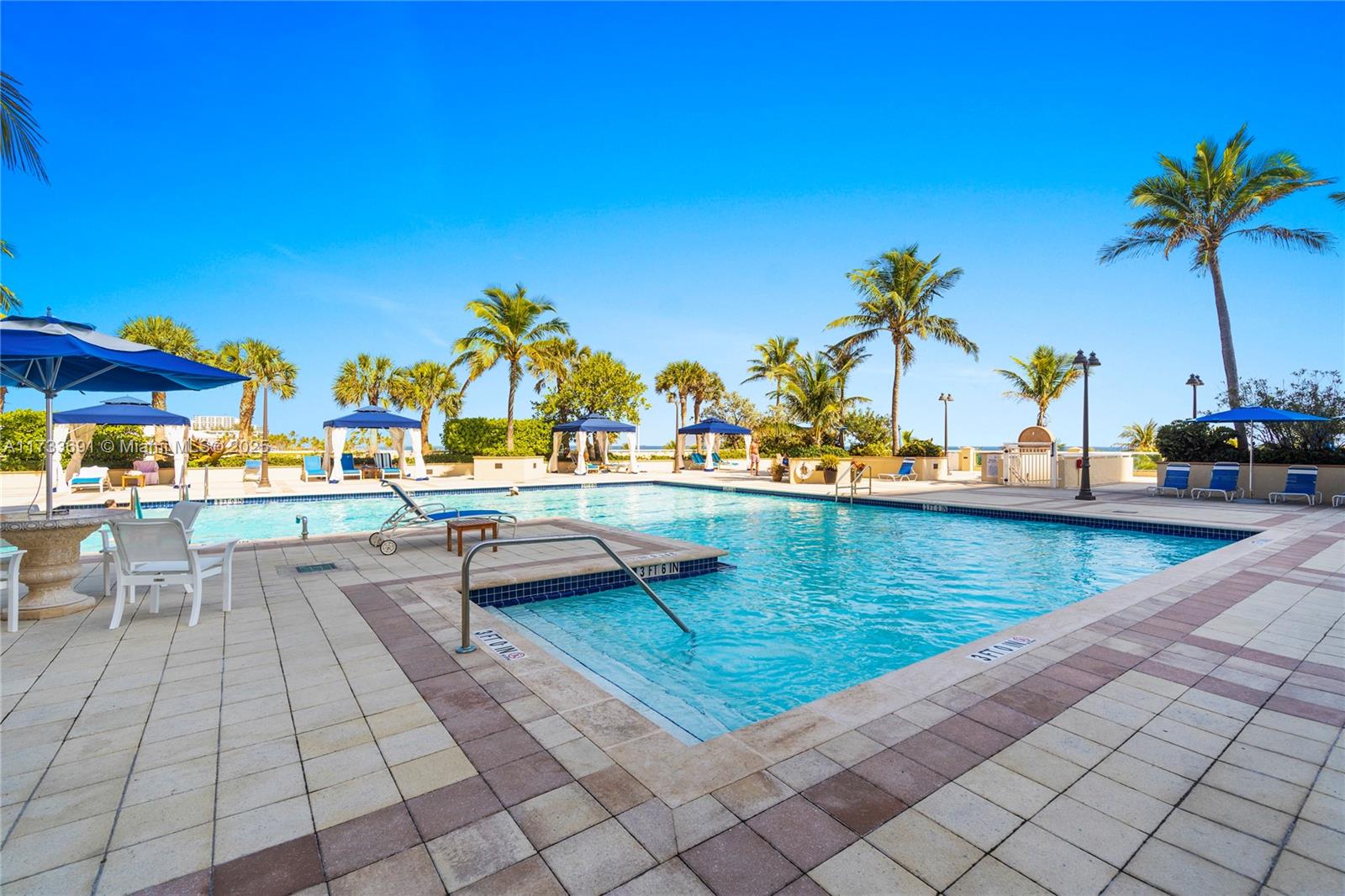 POINT OF AMERICAS PHASE I - Residential Lease