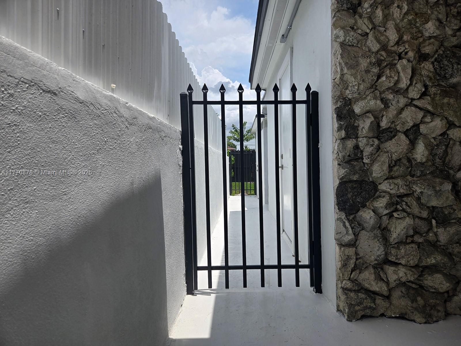 trail granada addn - Residential Income