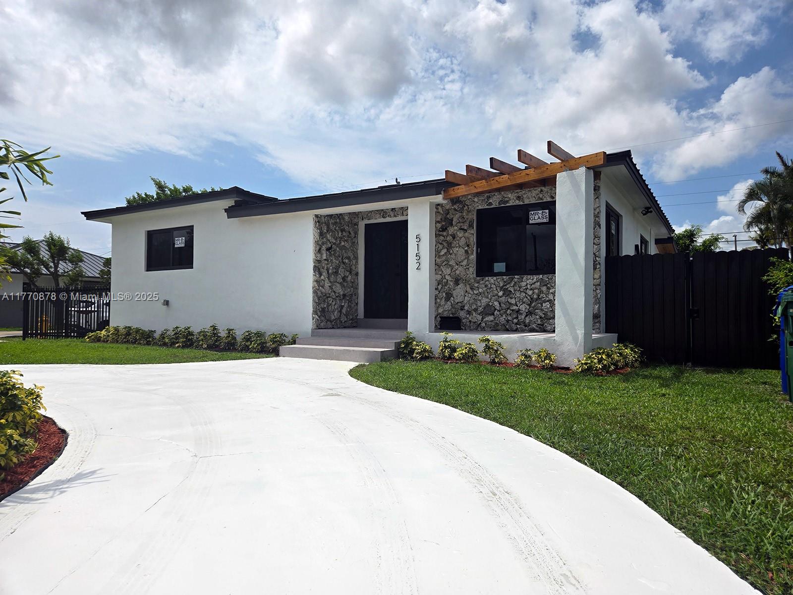 trail granada addn - Residential Income